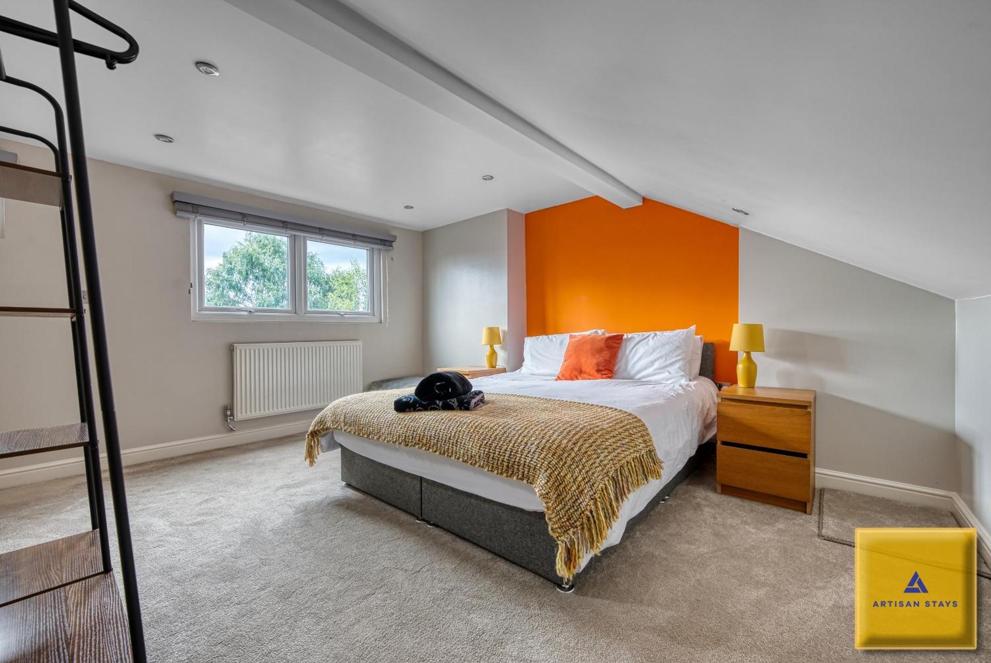4 Bedroom, 6 Beds, 3 Bathrooms, Near Nec & Birmingham Airport, Business, Contractor And Family Friendly, Free Wi-Fi, Free Parking Coventry Exterior photo